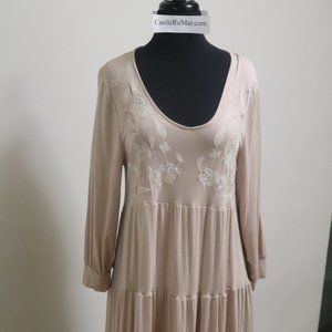 CUPIO Mauve flounce frock dress with embroidered cream white flowers Medium. New